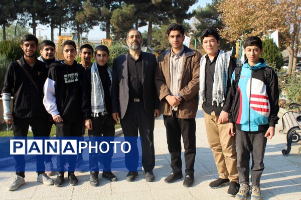 دوره تربیت لشکر راویان نوجوان