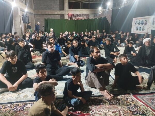 مراسم شب پنجم محرم در قروه