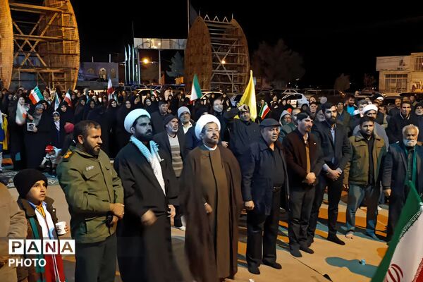 آسمان شهر نیر سوگوار ایام چهلم رهبر شهید و شهدای میناب 