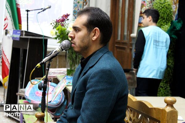 اجتماع فرهنگیان به مناسبت چهلمین شب از شهادت رهبر در نیشابور