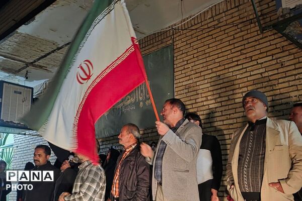 رژه خودرویی به مناسبت تجدید بیعت با رهبر جدید انقلاب اسلامی ایران 