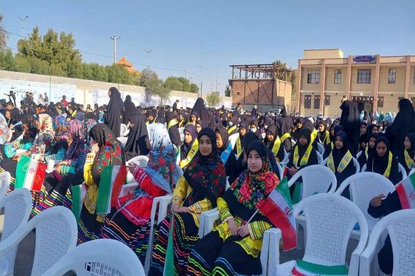 مانور یاوران انقلاب دانش‌آموزان عشایری