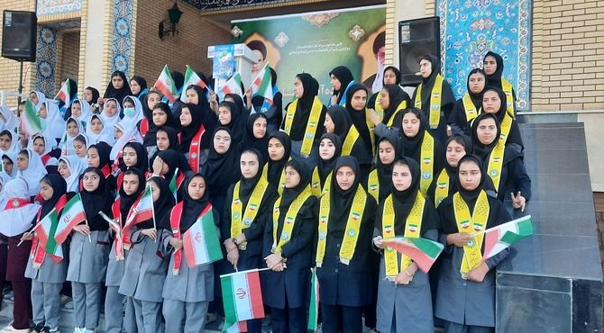 راهپیمایی ۱۳ آبان در شهر چوار