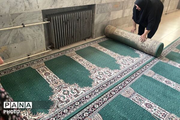 اجرای طرح غبارروبی و زیبا سازی نمازخانه در دبستان هدی شهر قدس با محوریت دوباره قرارمون مدرسه 