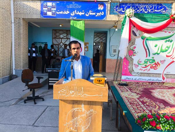 جشن دهه فجر و اعیاد شعبانیه در روستاهای لور و بنهکان