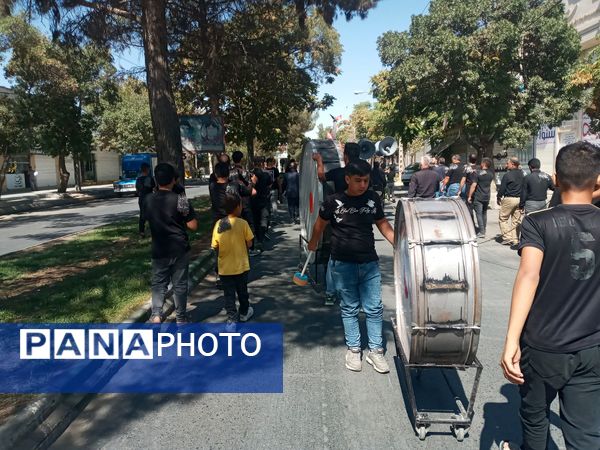 اجتماع حسینیان وعزاداری هیات مساجد و روستاهای اطراف در چناران