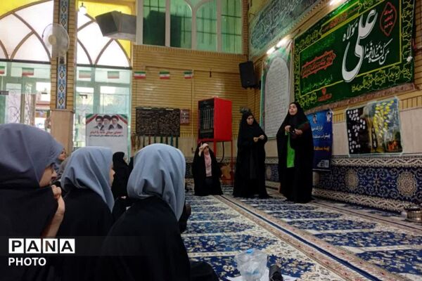 جشن دانش آموزی «مباهله» در کتابخانه امام علی(ع) قم