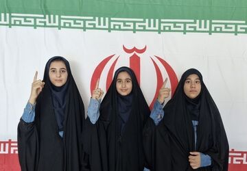 تا جان در بدن است پای کار ایرانیم