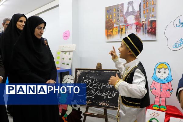 افتتاح نمایشگاه آثار برتر طرح جابربن حیان در استان زنجان