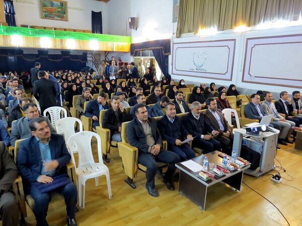 به مناسبت هفته امور تربیتی و ارشاد اسلامی برنامه در کانون باهنر
