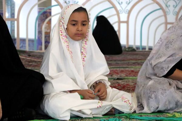 اقامه نماز جمعه قروه به امامت حجت‌الاسلام عابدین رستمی