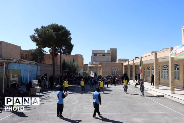 مسابقات ورزشی جام اقتدار ایران دبیرستان دخترانه فاطمه الزهرا ناحیه دو یزد