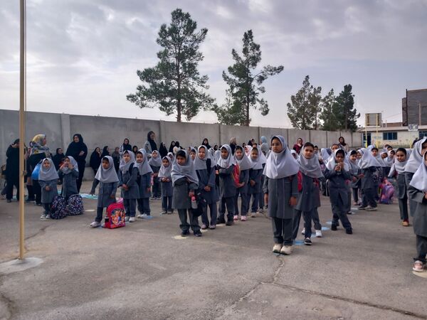 مراسم آغاز سال تحصیلی جدید در دبستان توحید 