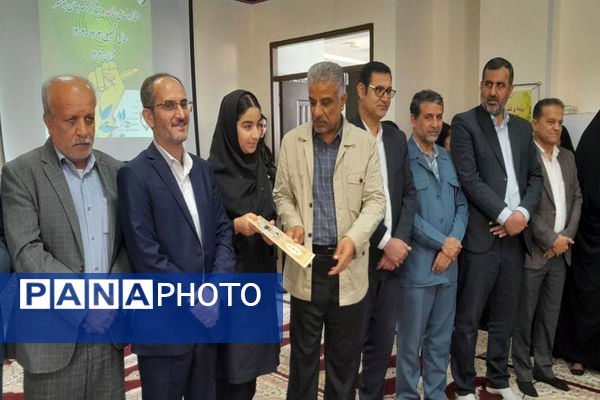 مراسم تجلیل از دانش‌آموزان ممتاز شاهد و ایثارگر شهرستان بوشهر