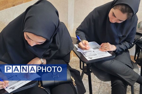 جلسه شورای معلمان دبیرستان نمونه دولتی ولایت