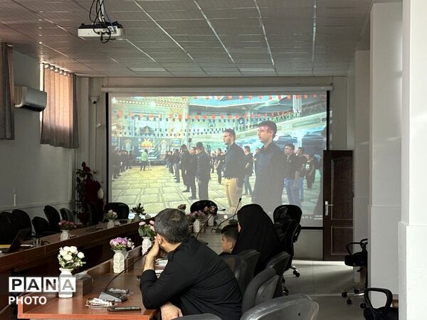 نشست هماهنگی مراسم استانی «احلی من العسل» در اسلامشهر