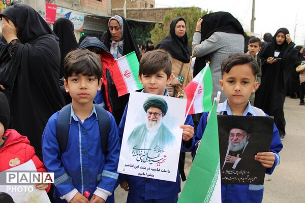 سنگ تمام دانش آموزان گالیکش در راهپیمایی روز قدس