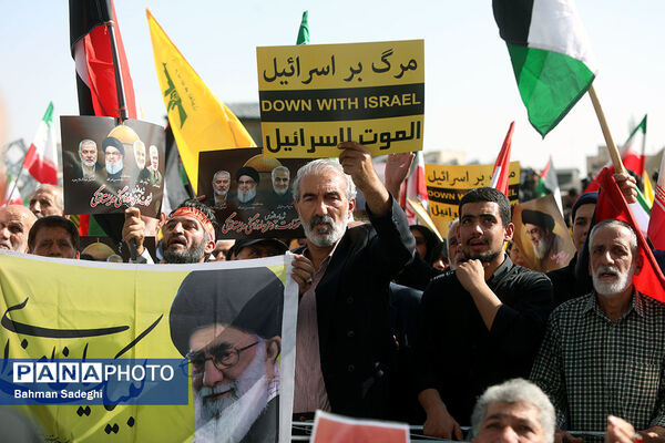 تجمع محکومیت ترور سید حسن نصرالله و قدردانی از عملیات وعده صادق ۲ در میدان امام حسین(ع)