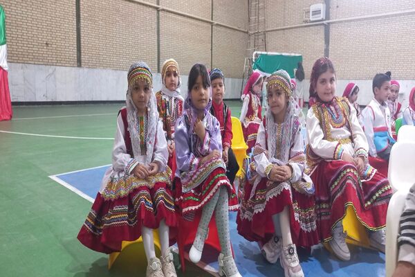 برگزاری جشنواره هویت‌های ملی اسلامی کودکستان‌های شهرستان فاروج