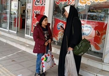 با کیسه پارچه‌ای خرید کنید، نهال هدیه بگیرید