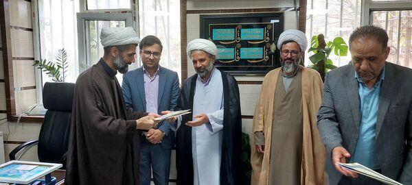 تقدیر از امام جماعت‌های مدارس باخرز