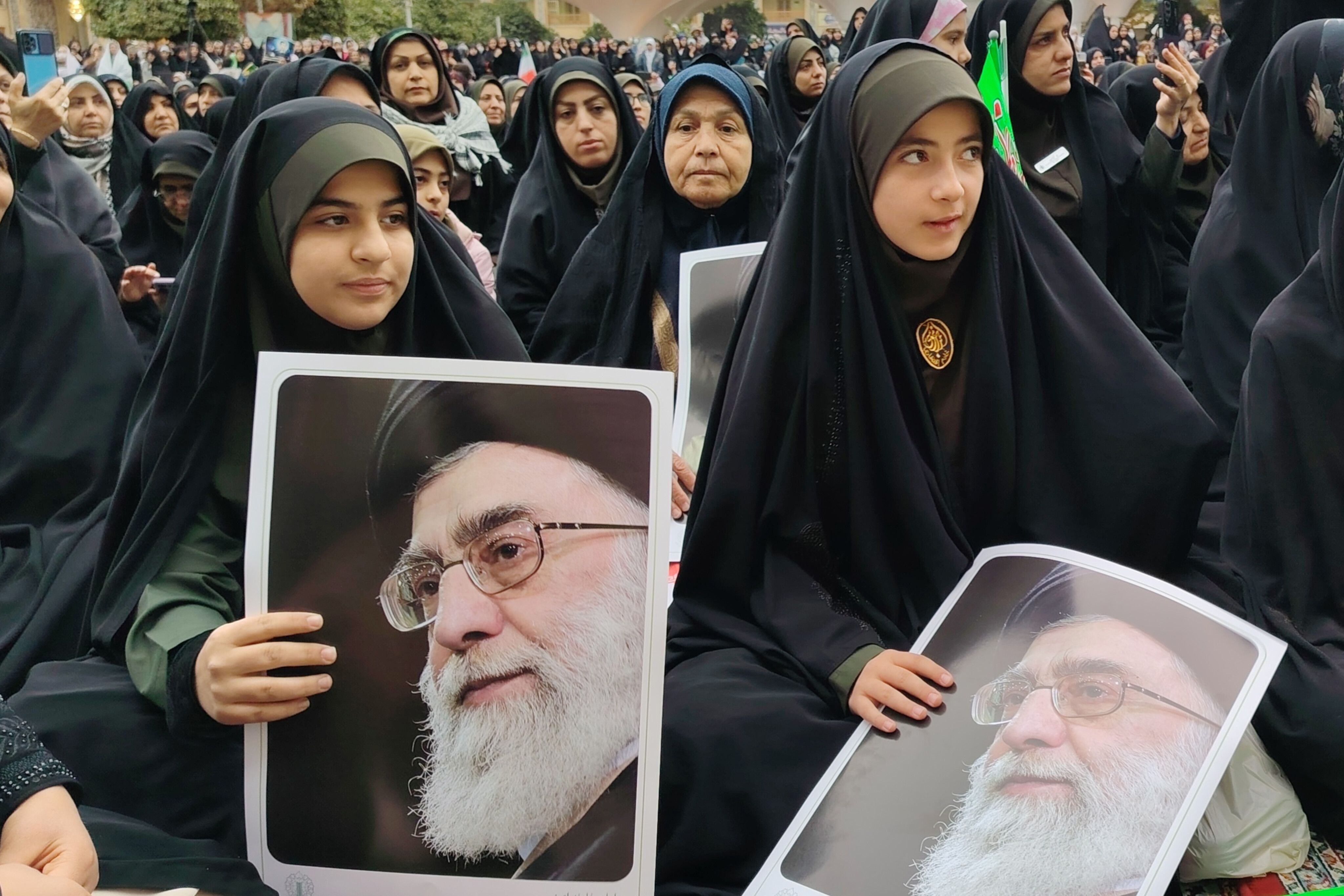 تجدید میثاق بانوان فارس با حریم عفاف و حجاب