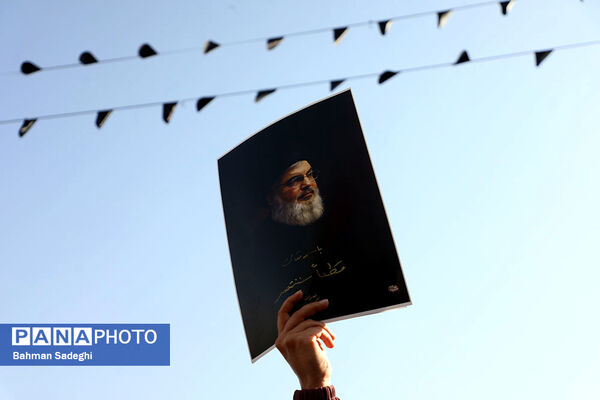 تجمع محکومیت ترور سید حسن نصرالله و قدردانی از عملیات وعده صادق ۲ در میدان امام حسین(ع)