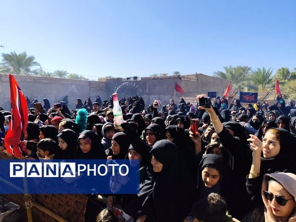 تشییع پیکر مطهر شهید گمنام در شهرستان دارالصابرین بم 