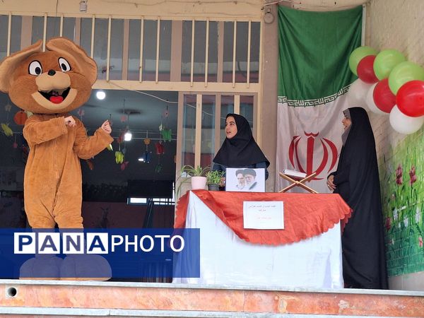 افتتاح کافه کتاب در دبستان کوثر۲ ملارد