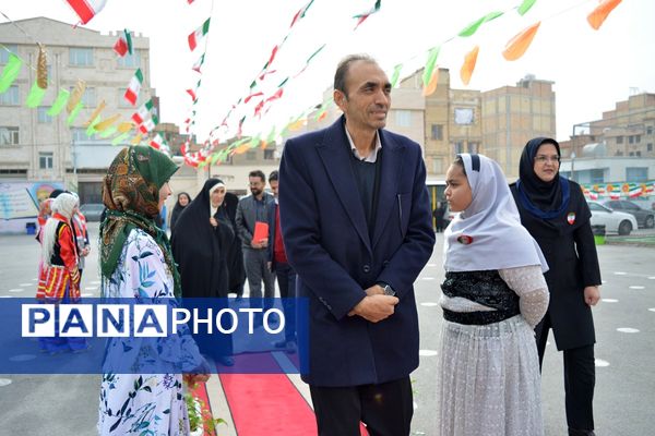 افتتاحیه طرح  «ایرانمون» در مدرسه شهدای گمنام بهارستان‌دو