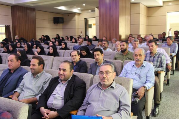 گردهمایی مدیران مدارس ناحیه 2 تبریز