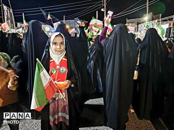 فریاد وطن‌خواهی دانش‌آموزان در گلوگاه