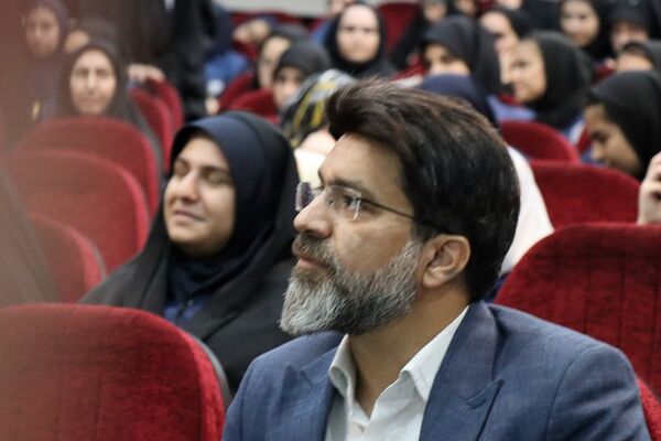 آیین تجلیل از دختران دانش‌آموز خبرنگار منتخب پانا شهرستان‌های استان تهران