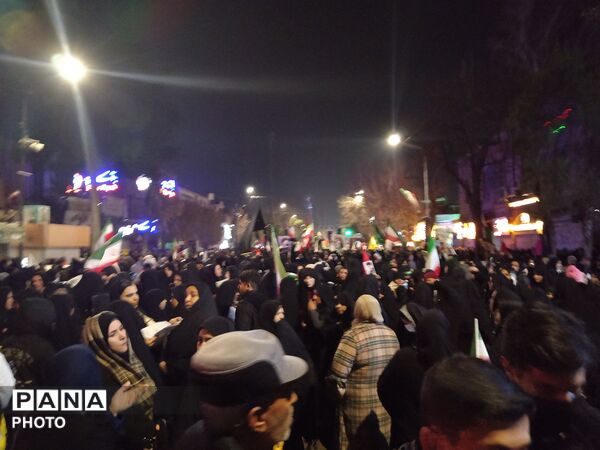 خروش مردم بصیر و عزادار شهرستان نیشابور در چهارمین روز از عزای سالار شهیدان انقلاب اسلامی 