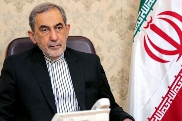 ولایتی: بمباران ضاحیه، عجله رژیم جعلی برای پایان تاریخ خویش است