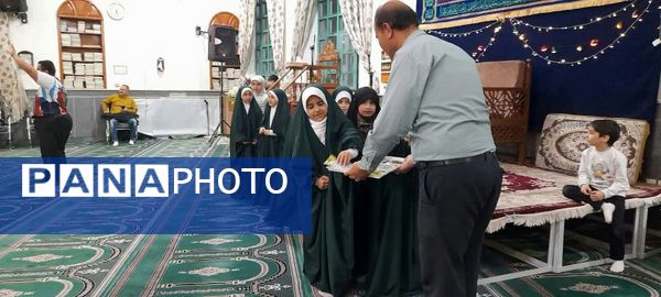 جشن ولادت حضرت فاطمه زهرا (س) در مسجد امام حسین (ع)