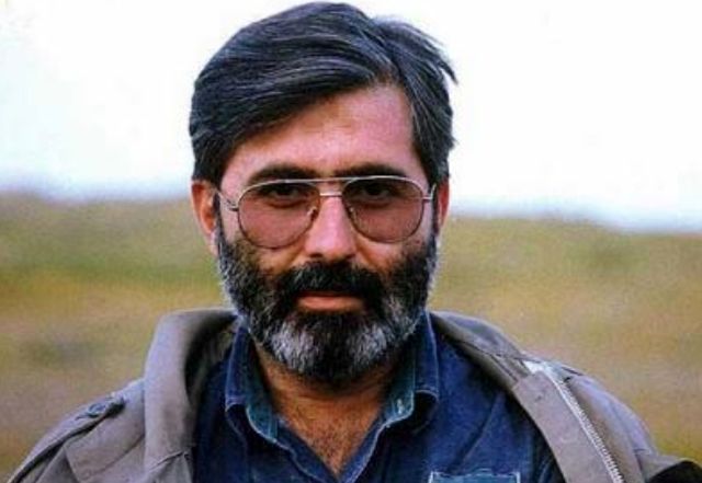 آوینی با قلمش روایتگر حقیقت و زیبایی‌های جهان بود