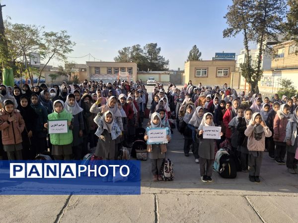 مراسم صبحگاه در شهرستان کاشمر
