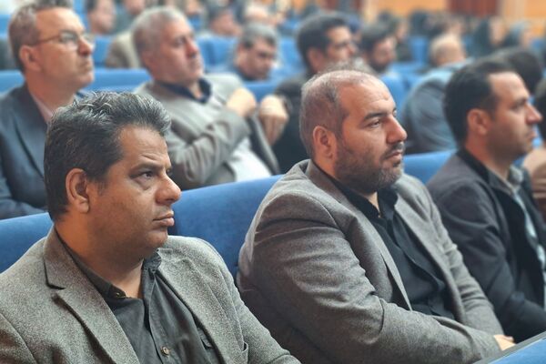 نشست فصلی مدیران شهرستان قرچک