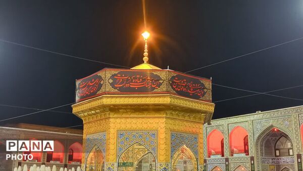 آماده سازی حرم مطهر امام رضا علیه‌السلام برای تشییع رهبر شهید