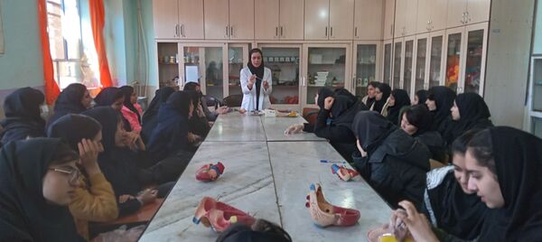 برگزاری کارگاه آموزشی تشریح قلب در آموزشگاه دخترانه عصمت ملارد