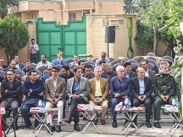 زنگ «سپاس معلم» در کرمانشاه 