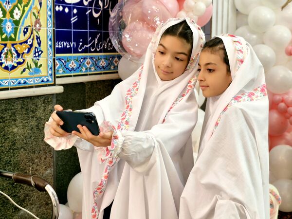 جشن عبادت کلاس سومی‌های تیکمه‌داش