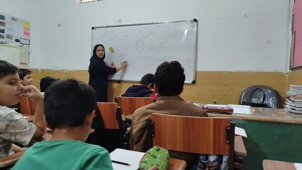روشنگریِ جهادی؛ جهادِ آموزشیِ معلمان در مدارس یزد
