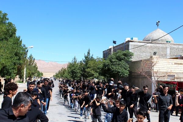 عزاداری تاسوعای حسینی در شهر درق 