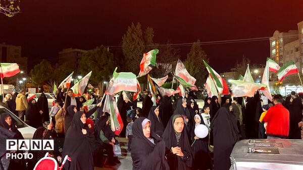 اجتماع پرشور مردم فلاحی مشهد در شب تولد جمهوری اسلامی ایران