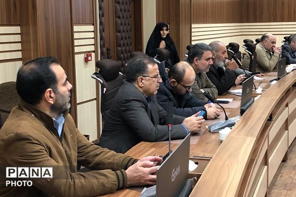 کارگاه توانمندسازی مدیران و معاونین پرورشی مدارس غیر دولتی و افتتاحیه طرح نماد در ناحیه دو شهرری 