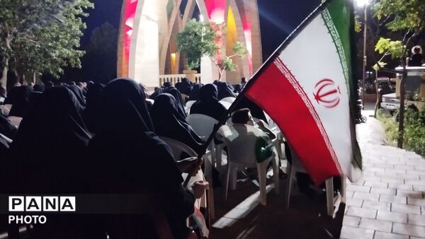 ای نوجوانان باید برخاست 