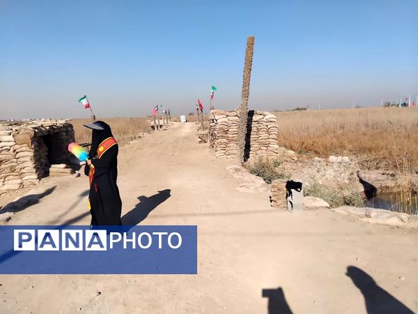 گامی مؤثر در تداوم آرمان‌های انقلاب اسلامی دبیرستان متوسطه اول سرهنگ غفوری