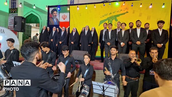 طنین سرود در تجمع احمدآباد